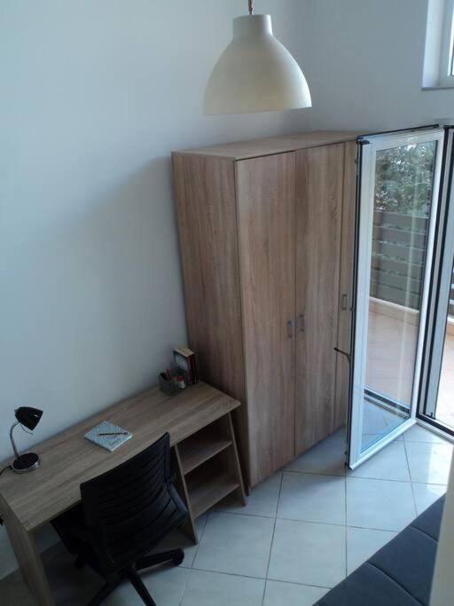 The Getaway Appartement Agia Marina Buitenkant foto