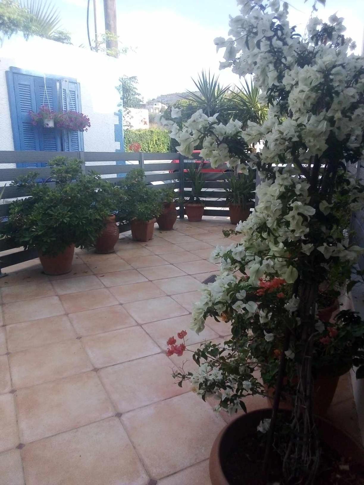 The Getaway Appartement Agia Marina Buitenkant foto
