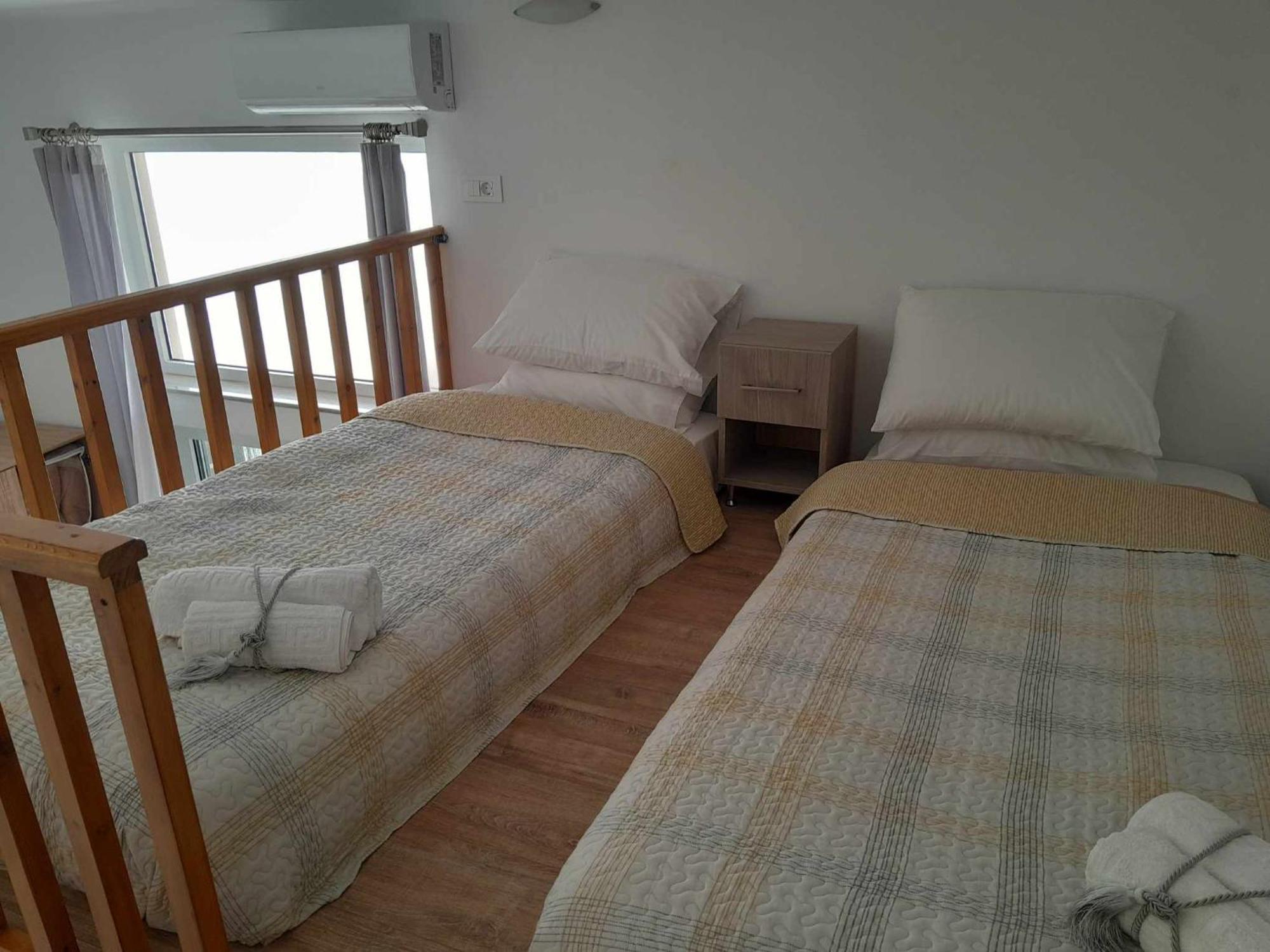 The Getaway Appartement Agia Marina Buitenkant foto